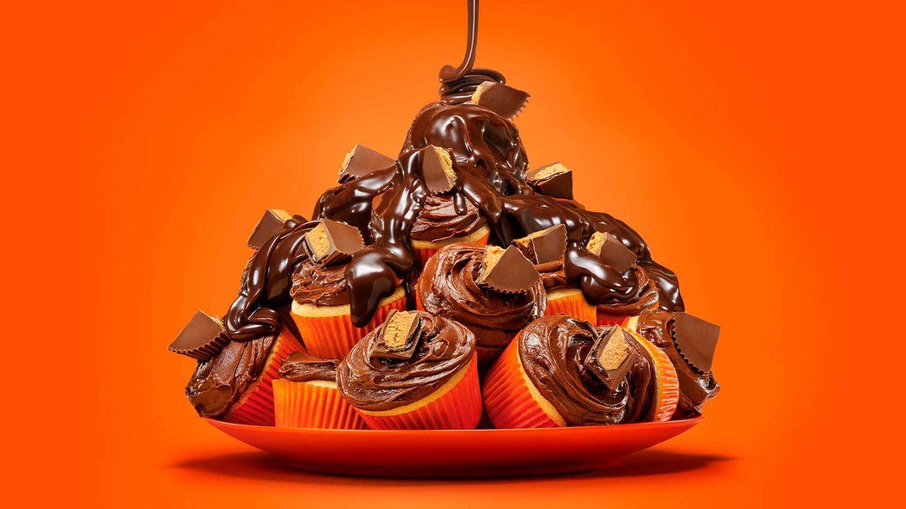 plate of reeses chocolate lava cupcakes