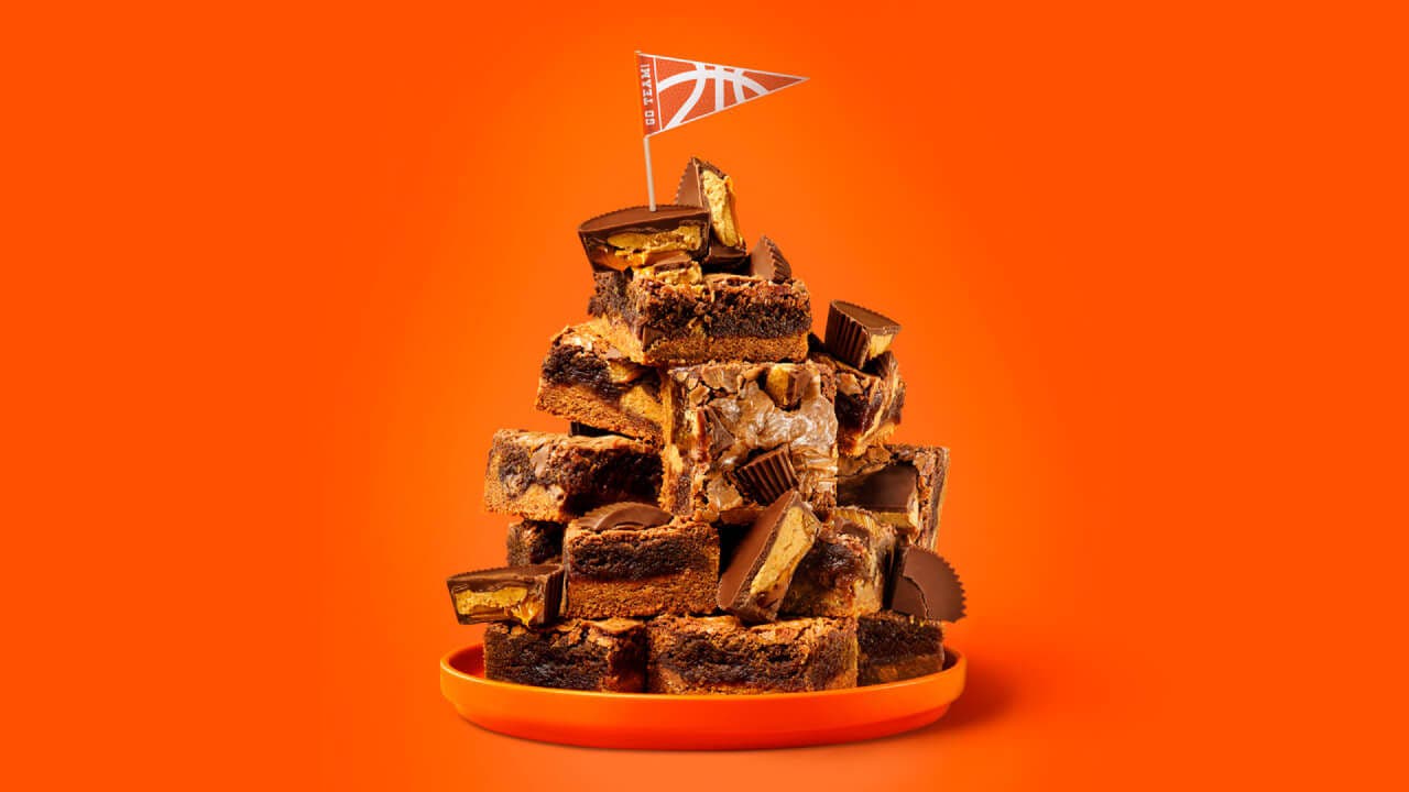 plate of reeses caramel cup brownies