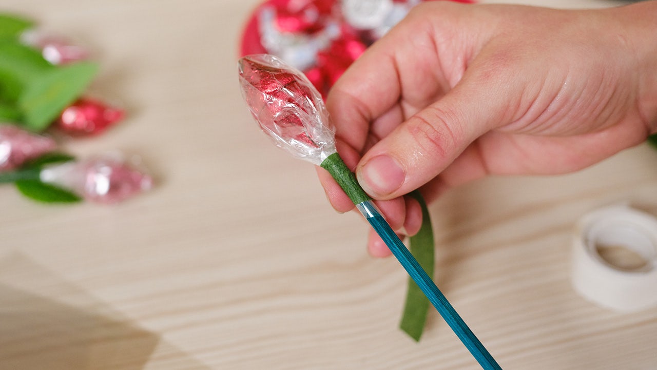 florist tape wrapping